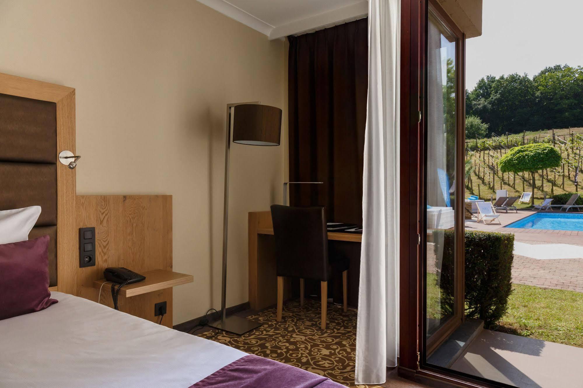 Hotel Restaurant Van Der Valk Nivelles-Sud Luaran gambar